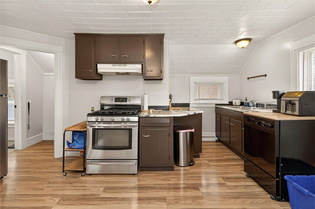 28 Croydon Road Rochester, NY 14610 - Photo 35 of 50