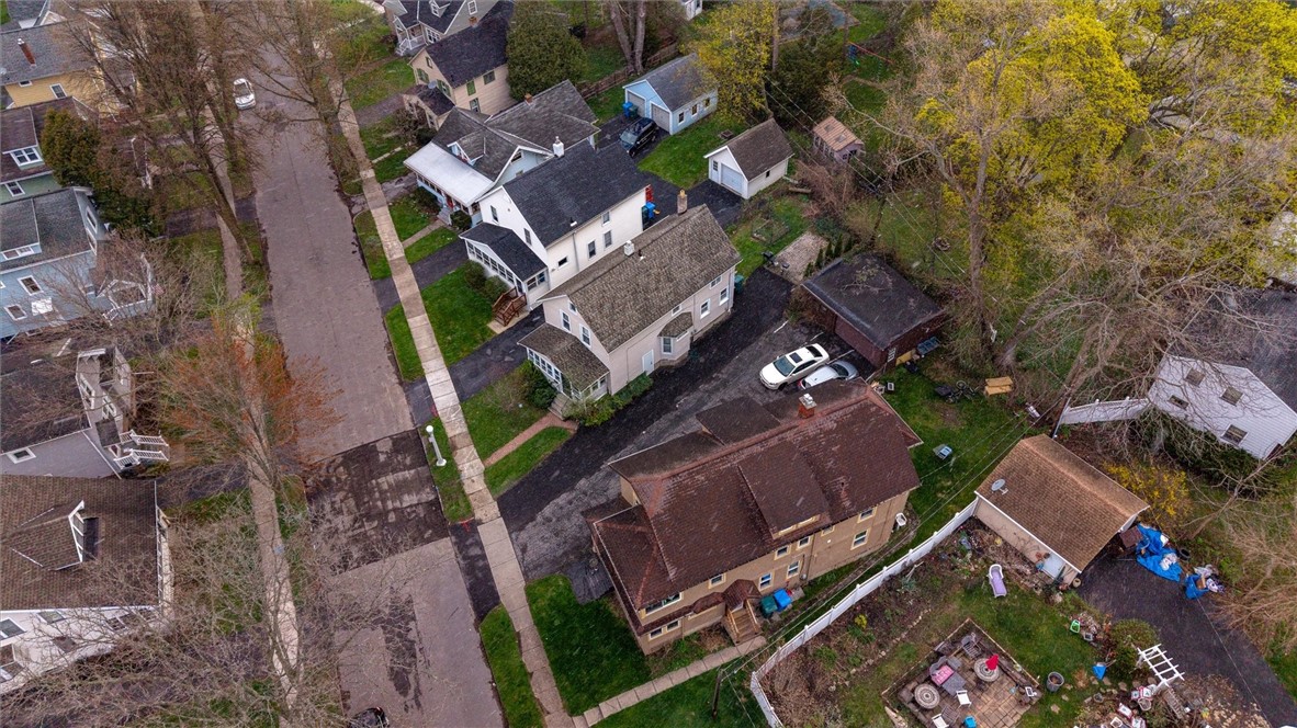 28 Croydon Road Rochester, NY 14610 - Photo 8 of 50