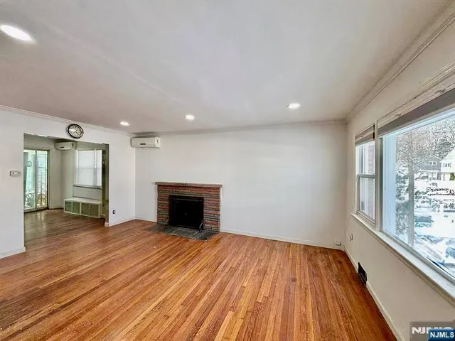 $4,150 | 62 Howland Avenue, Teaneck, NJ 07666