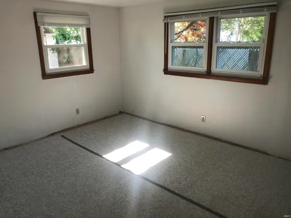 $110,000 | 1850 Lodge Avenue, Evansville, IN 47714
