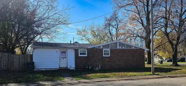 $110,000 | 1850 Lodge Avenue, Evansville, IN 47714