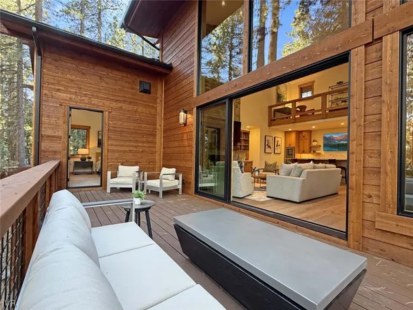 $6,988,000 | 887 South Dyer Circle, Incline Village, NV 89451