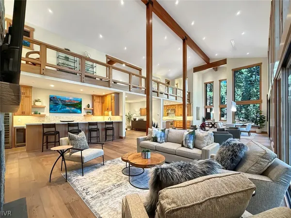 $6,988,000 | 887 South Dyer Circle, Incline Village, NV 89451