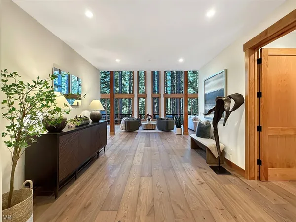 $6,988,000 | 887 South Dyer Circle, Incline Village, NV 89451