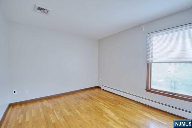 44 Newcomb Road Tenafly, NJ 07670 - Photo 6 of 17