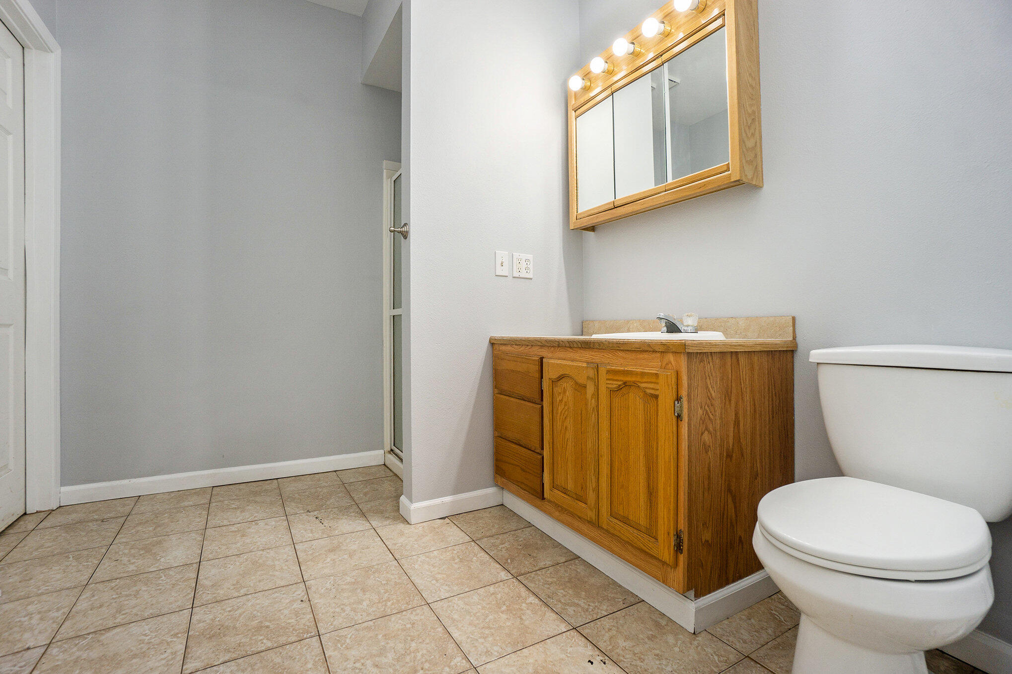 410 8th Street Three Rivers, MI 49093 - Photo 14 of 17 015_dsc07576