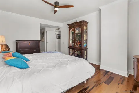 $950,000 | 645 Front Street, Unit 1604, San Diego, CA 92101
