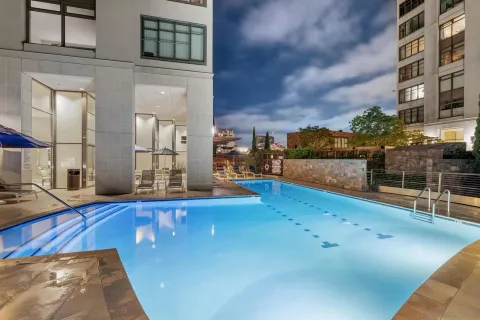 $950,000 | 645 Front Street, Unit 1604, San Diego, CA 92101