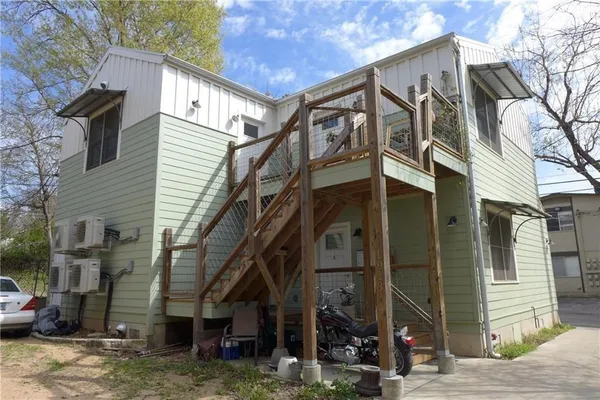 $1,050 | 1913 Robbins Place, Unit C, Austin, TX 78705