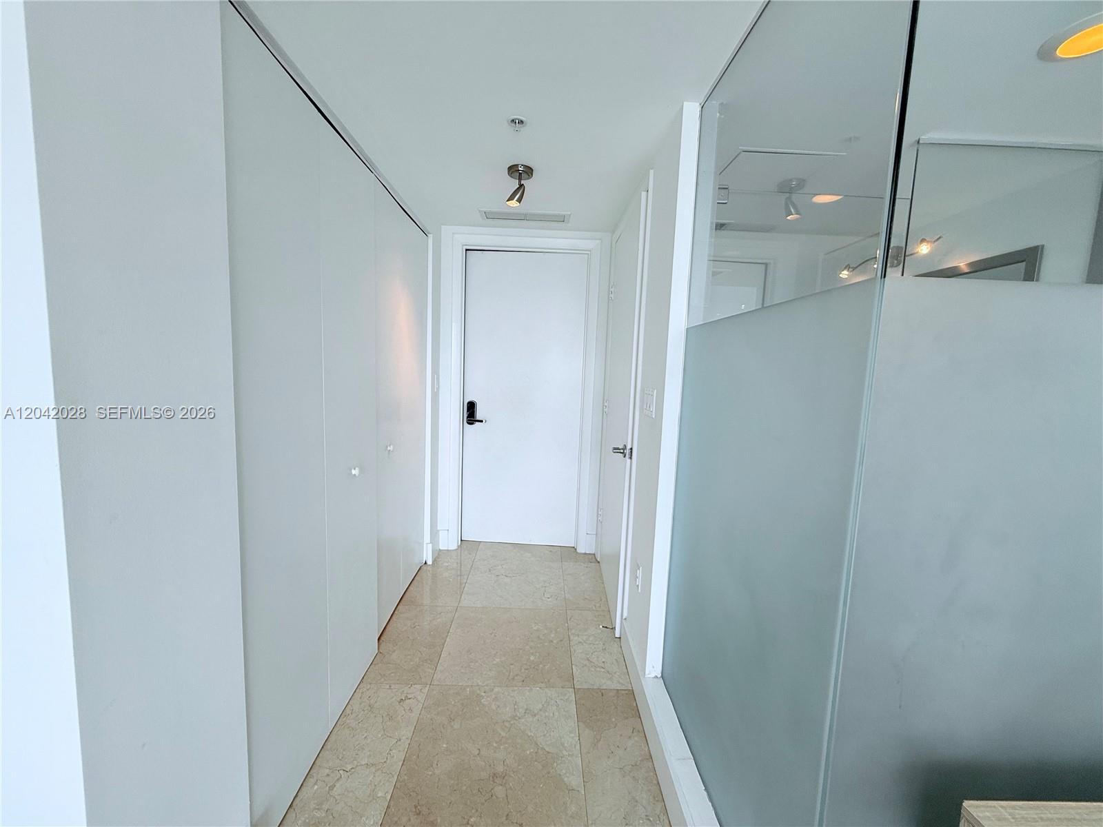92 Southwest 3rd Street, Unit 4311 Miami, FL 33130 - Photo 32 of 54