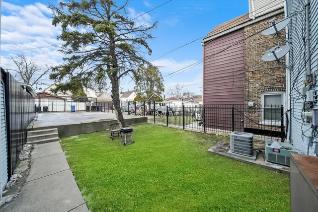 $300,000 | 3020 South Pulaski Road, Chicago, IL 60623