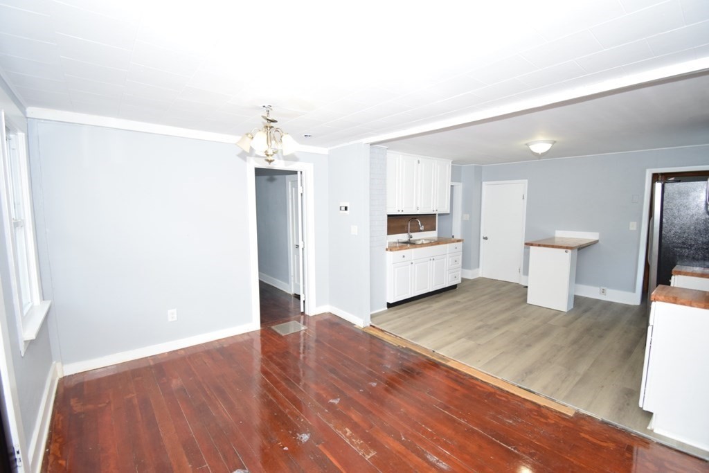 433 Putnam Hill Road Sutton, MA 01590 - Photo 10 of 30