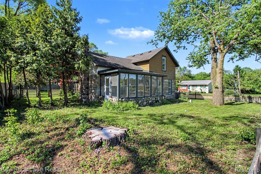 349 West Livingston Road Highland, MI 48357 - Photo 19 of 26