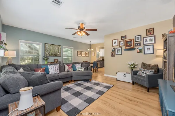 $214,900 | 112 Rebecca Street, Bryan, TX 77801