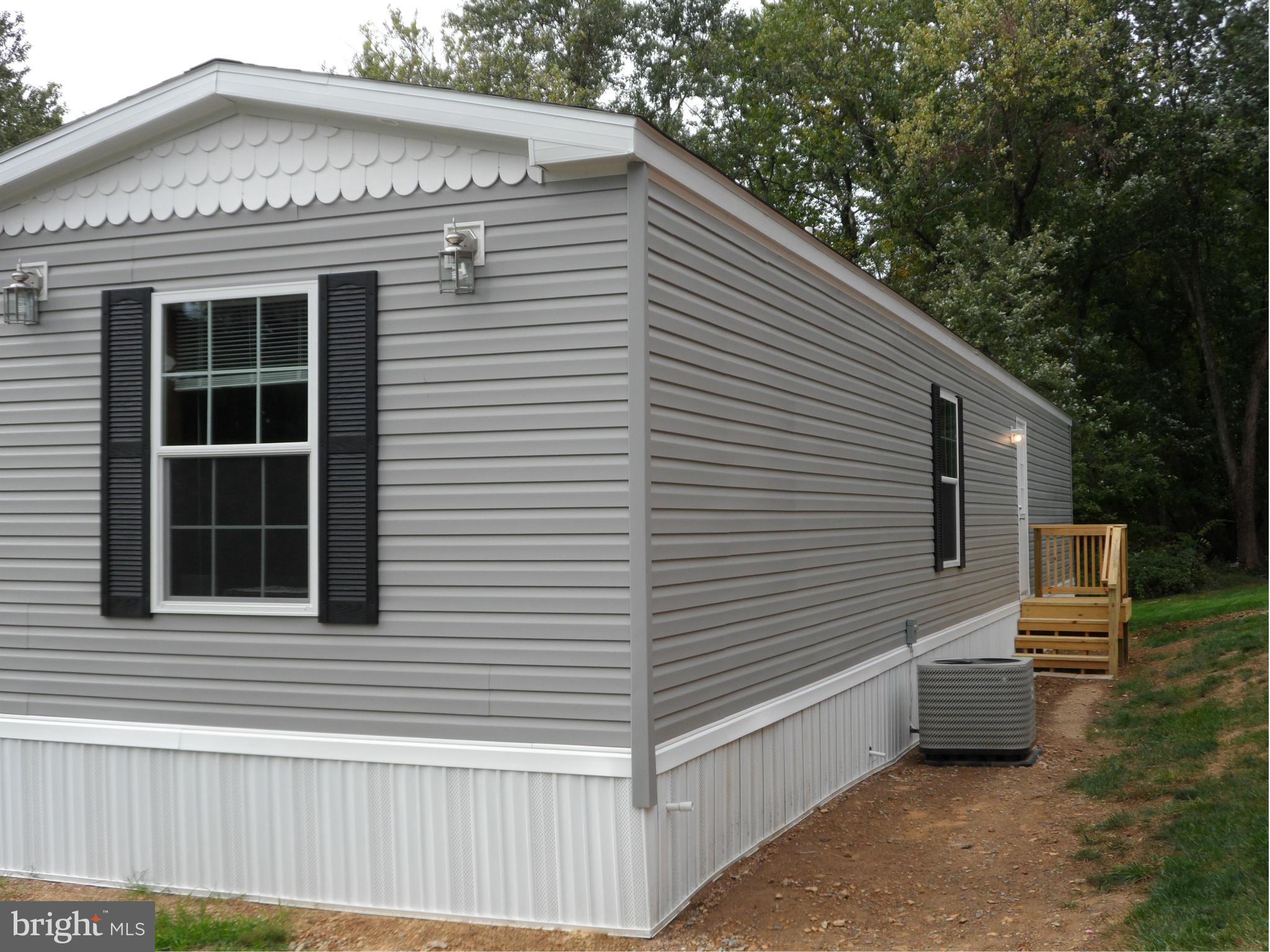 7837 East Hill Road Mount Airy, MD 21771 - Photo 3 of 15 Exterior (Rear)