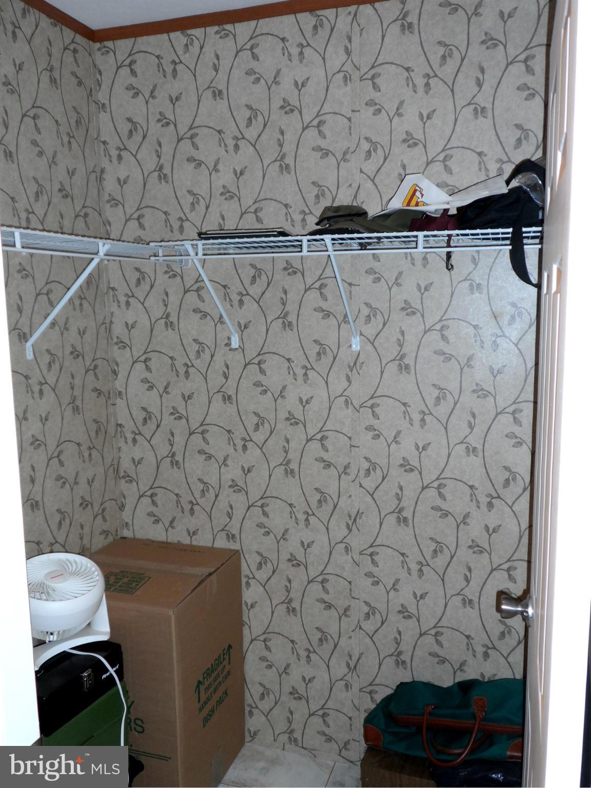 7837 East Hill Road Mount Airy, MD 21771 - Photo 5 of 15 Master Walk in Closet