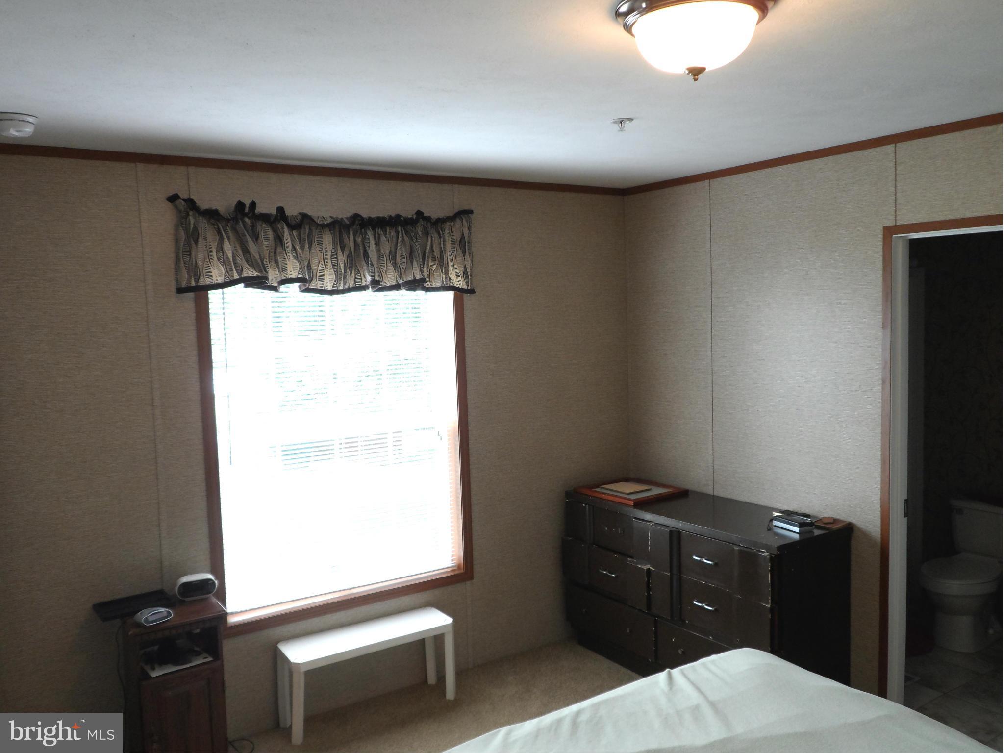 7837 East Hill Road Mount Airy, MD 21771 - Photo 7 of 15 Bedroom (Master)