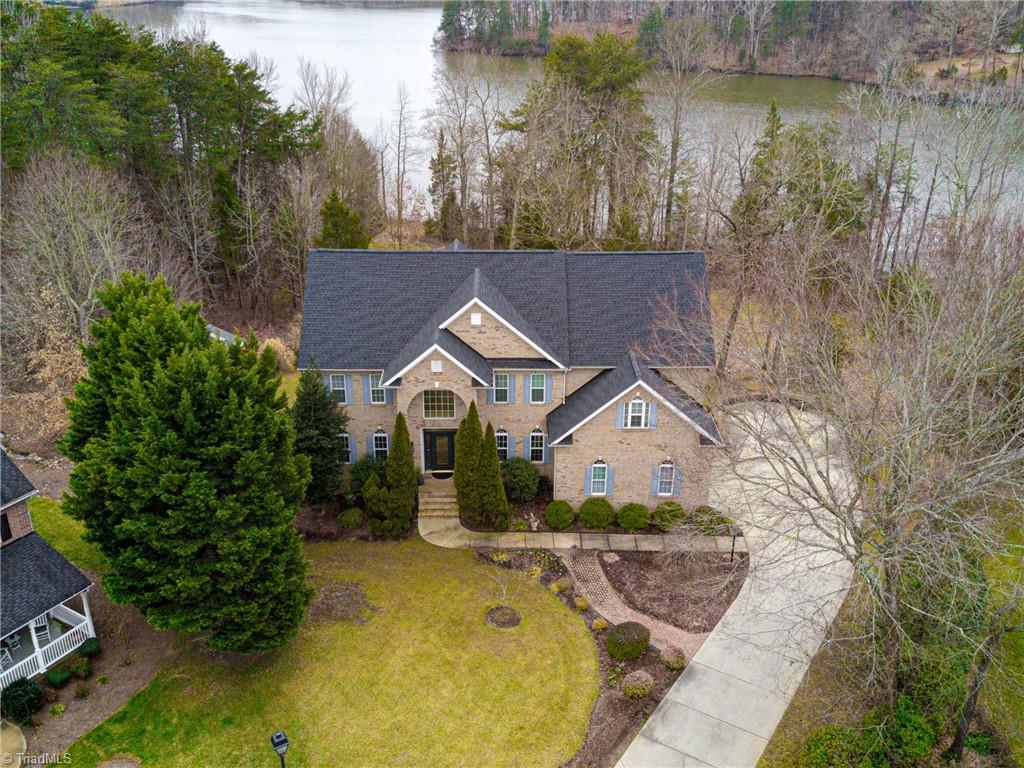 3801 Edgewater Street High Point, NC 27265 - Photo 2 of 39 Gallery Image 2