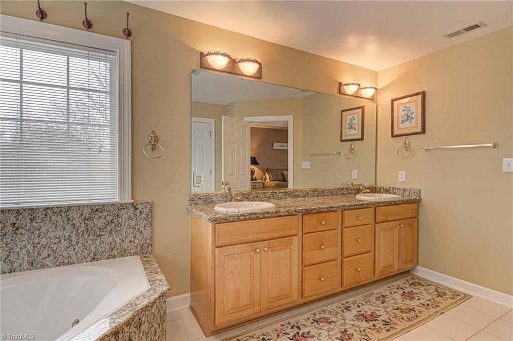 3801 Edgewater Street High Point, NC 27265 - Photo 17 of 39 Gallery Image 17
