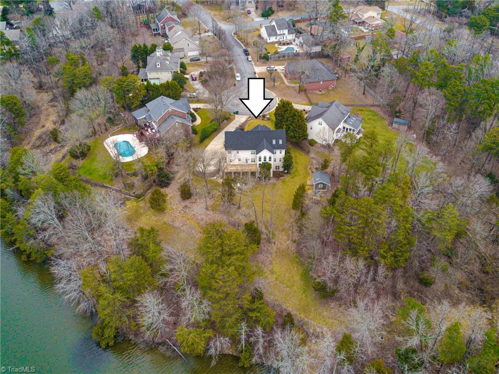 3801 Edgewater Street High Point, NC 27265 - Photo 5 of 39 Gallery Image 5