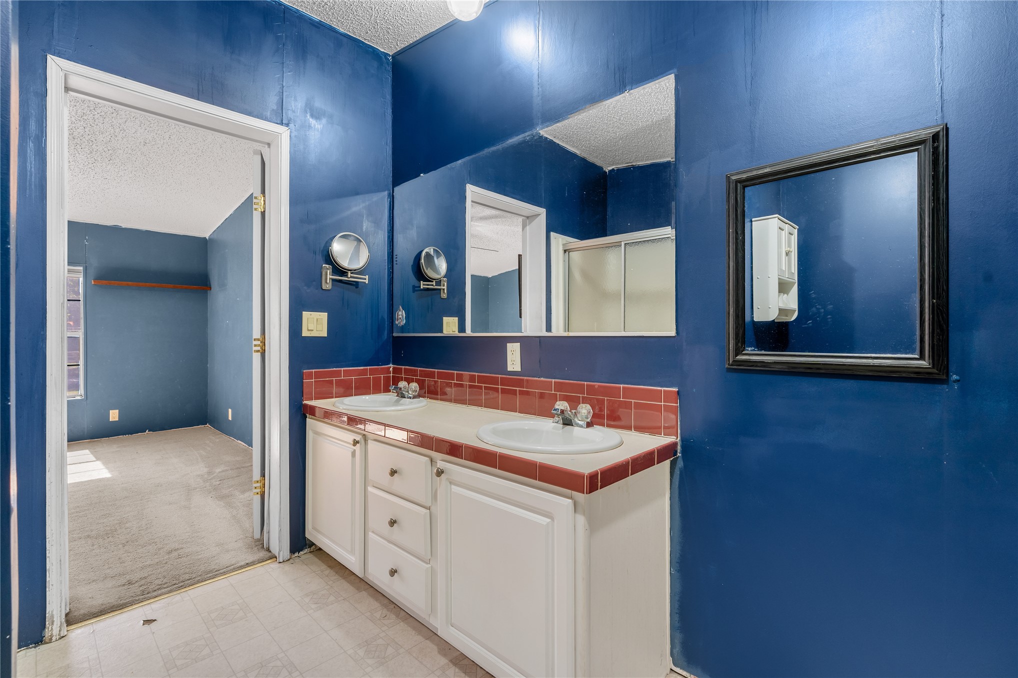 97209 Emerald Lane Yulee, FL 32097 - Photo 23 of 53 Master Bath