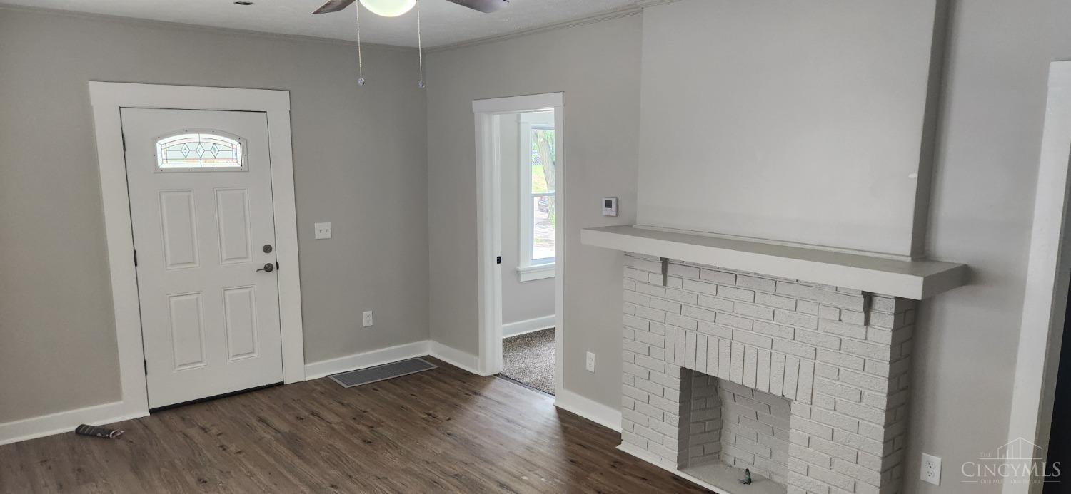 2044 Rugby Road Dayton, OH 45406 - Photo 2 of 12 Gallery Image 2