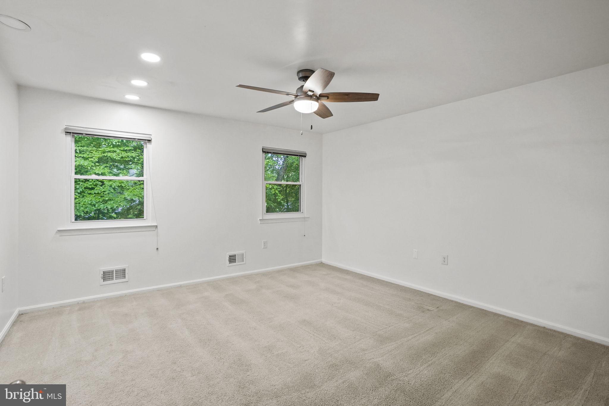 9086 Brook Ford Road Burke, VA 22015 - Photo 23 of 40 Gallery Image 23