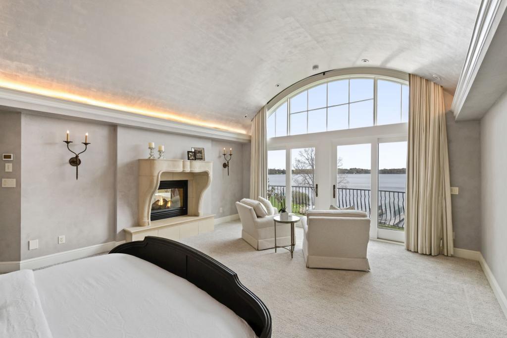 1520 Bohns Point Road Orono, MN 55391 - Photo 19 of 42