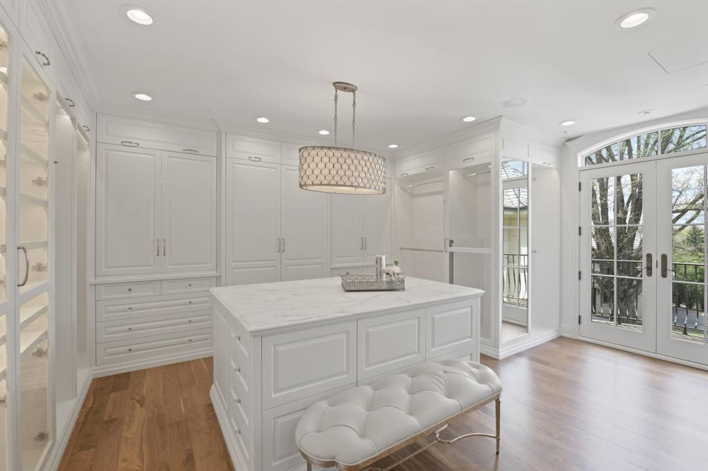 1520 Bohns Point Road Orono, MN 55391 - Photo 24 of 42