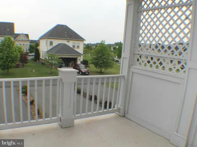 a view of walk in closet