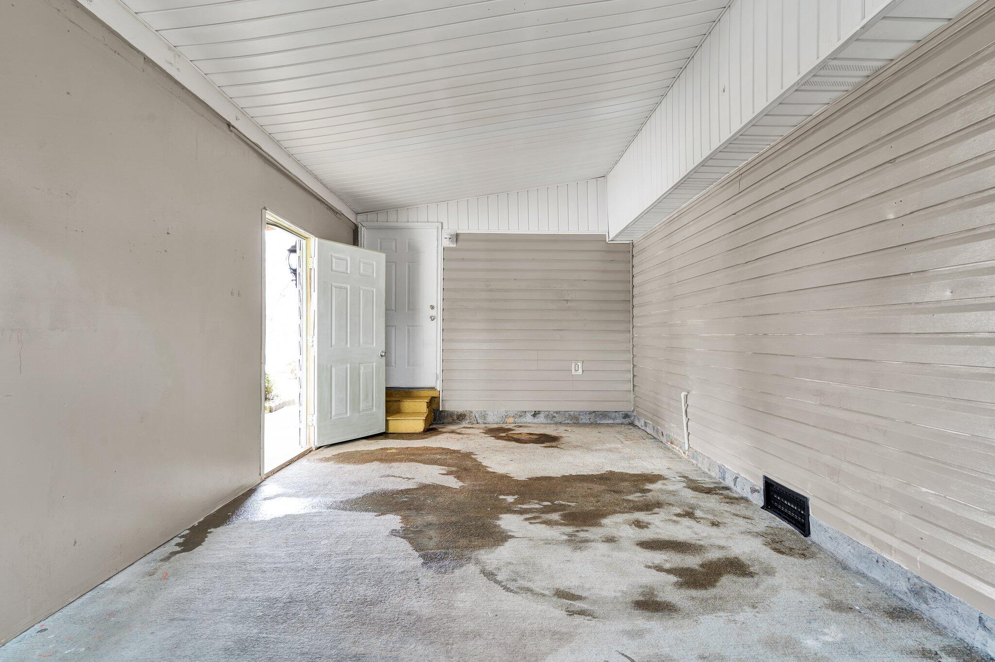 1509 Morris Hill Road Chattanooga, TN 37421 - Photo 11 of 37 F8F92B85-C38B-4348-BEED-C112FDDACD98