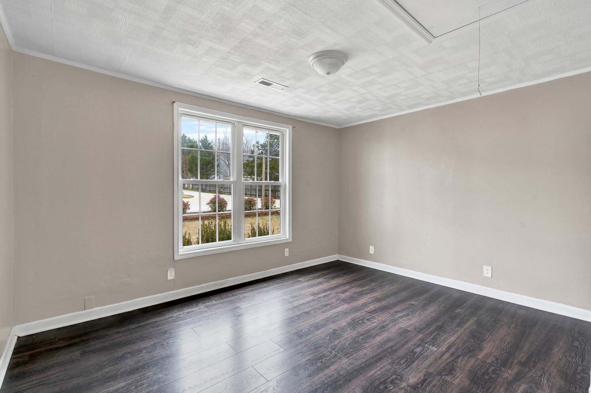 1509 Morris Hill Road Chattanooga, TN 37421 - Photo 13 of 37 FB1B8F15-069E-42C2-BCF0-144269D91235