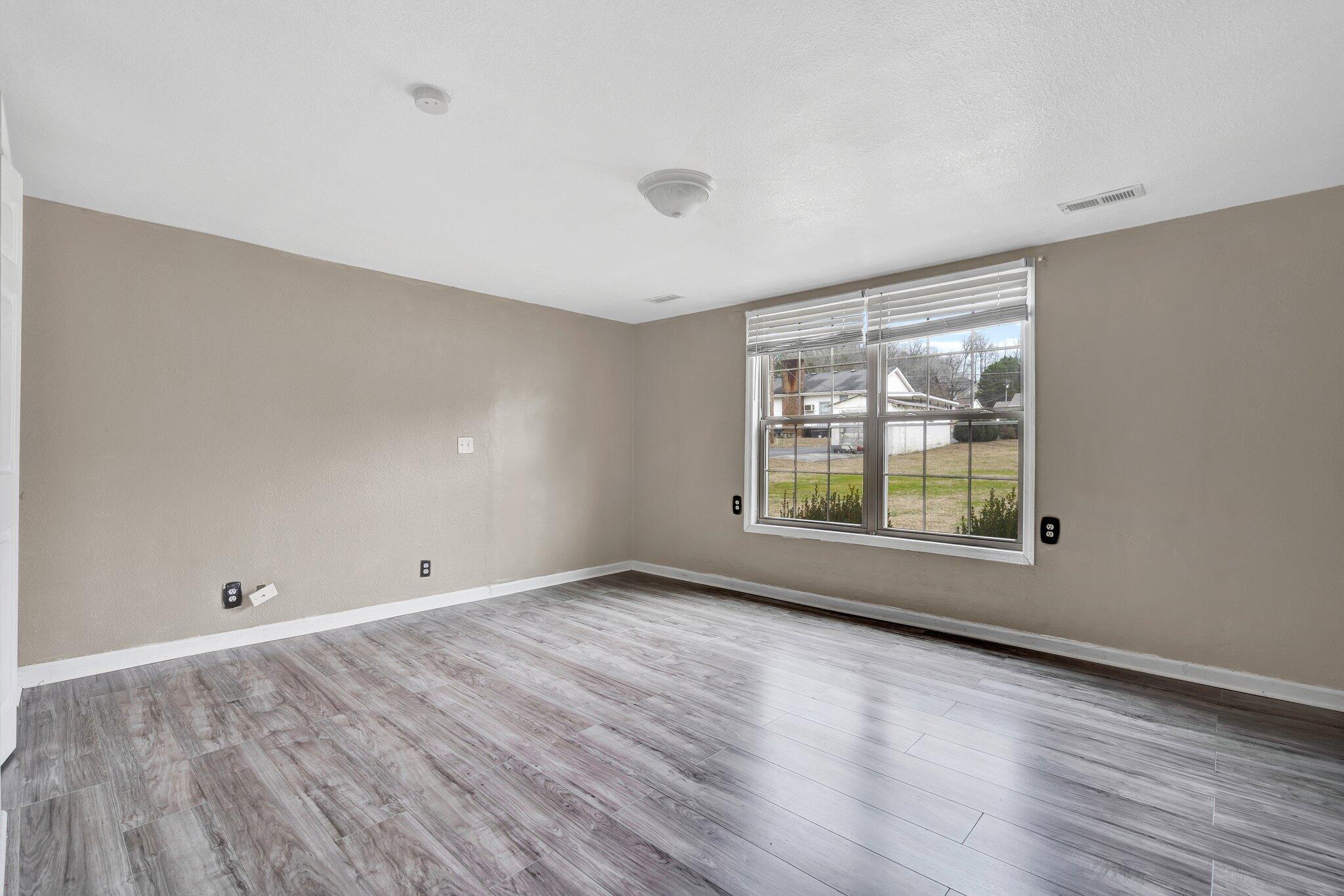 1509 Morris Hill Road Chattanooga, TN 37421 - Photo 19 of 37 94B3A355-5AC5-4CD3-849C-F58B4EF1B24F