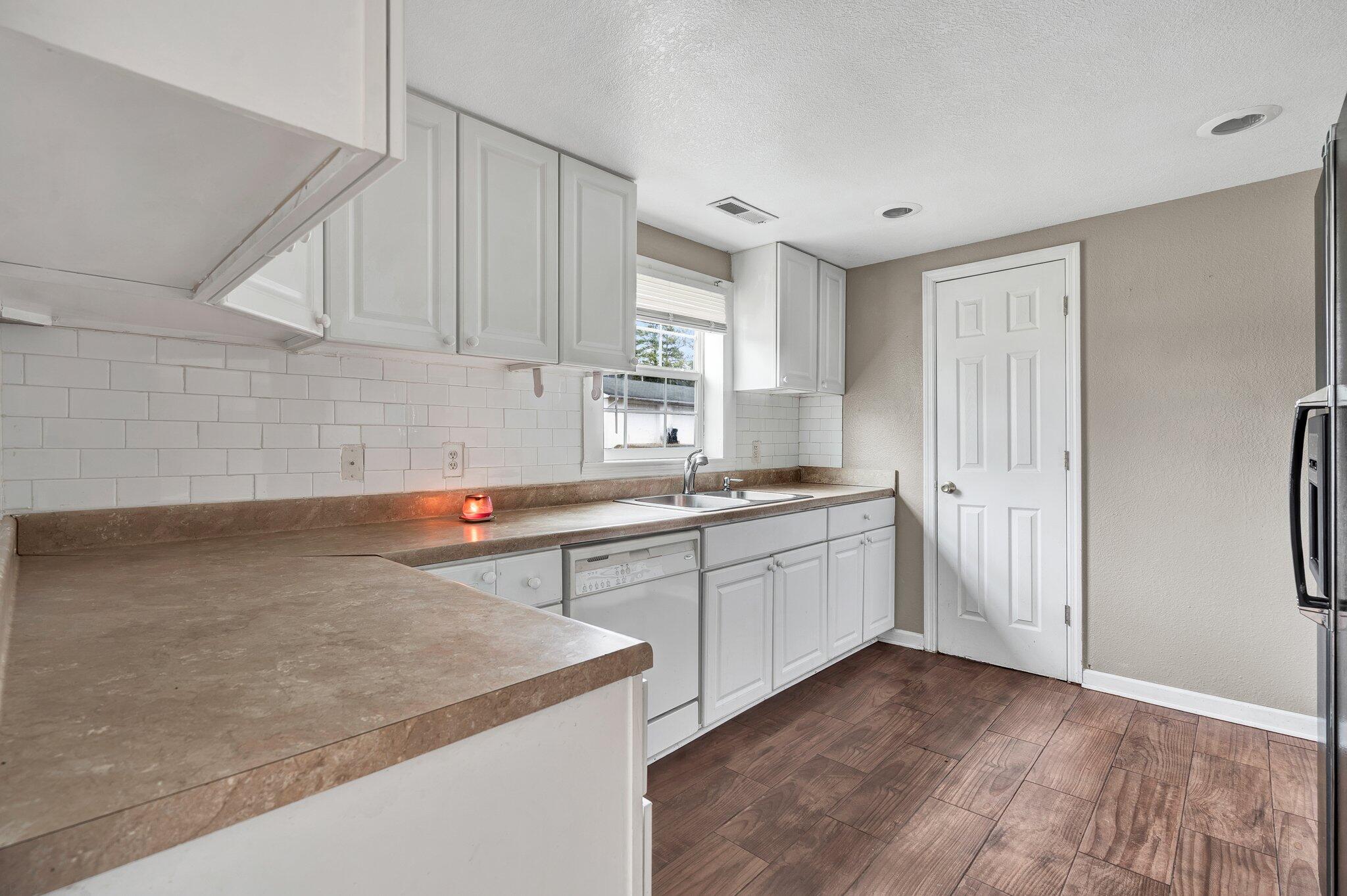 1509 Morris Hill Road Chattanooga, TN 37421 - Photo 25 of 37 DF538691-210D-4B8C-BB7F-54C06BC3B3EB