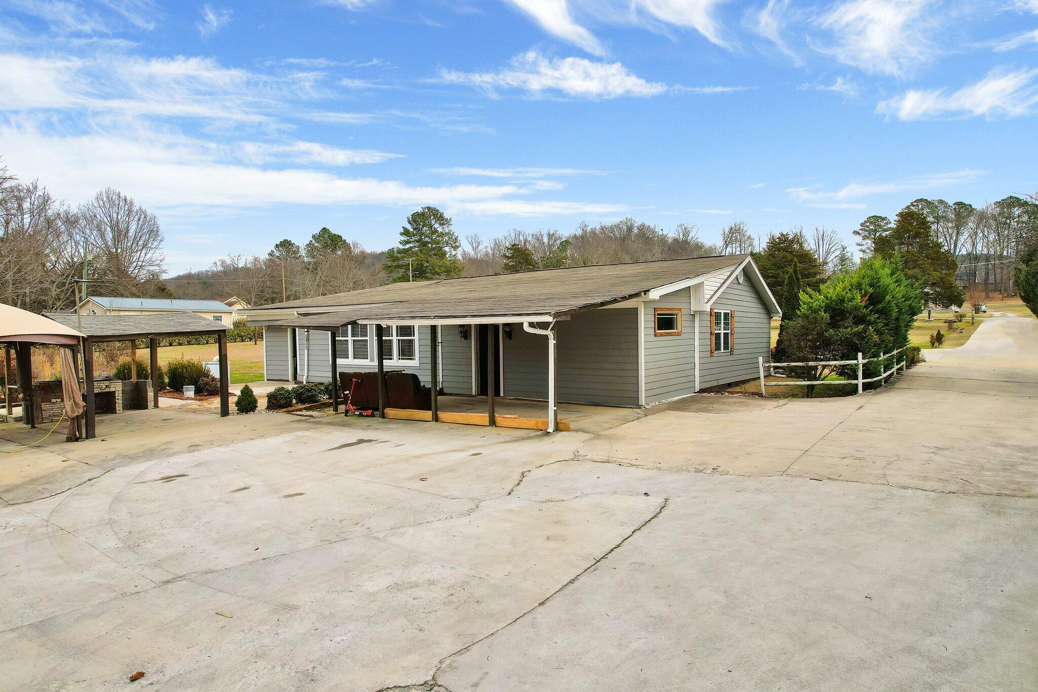 1509 Morris Hill Road Chattanooga, TN 37421 - Photo 34 of 37 613A3BD4-ECAB-4AFC-9C30-99EEB48E4A9C