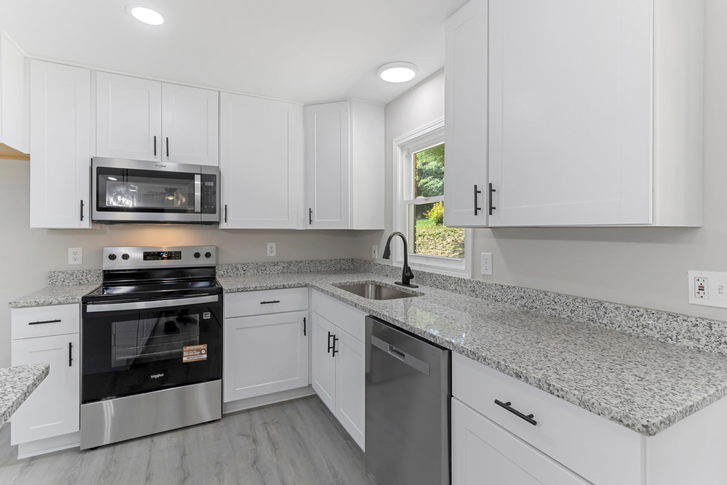 121 Dover Road Spartanburg, SC 29301 - Photo 12 of 43 Gallery Image 12
