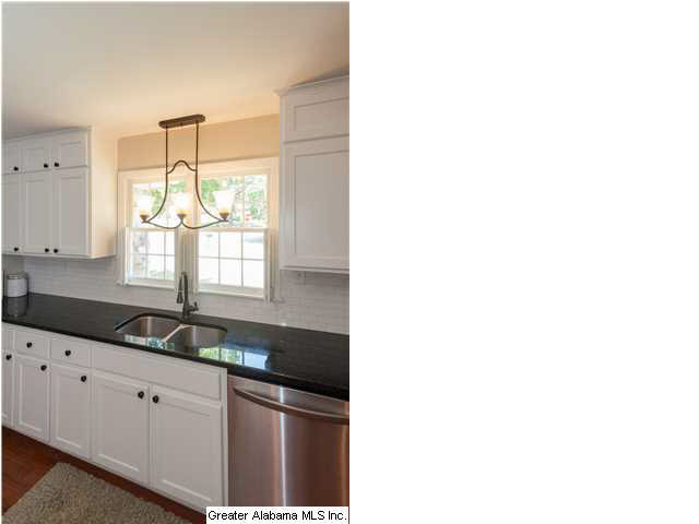 645 Sanders Road Birmingham, AL 35226 - Photo 12 of 31