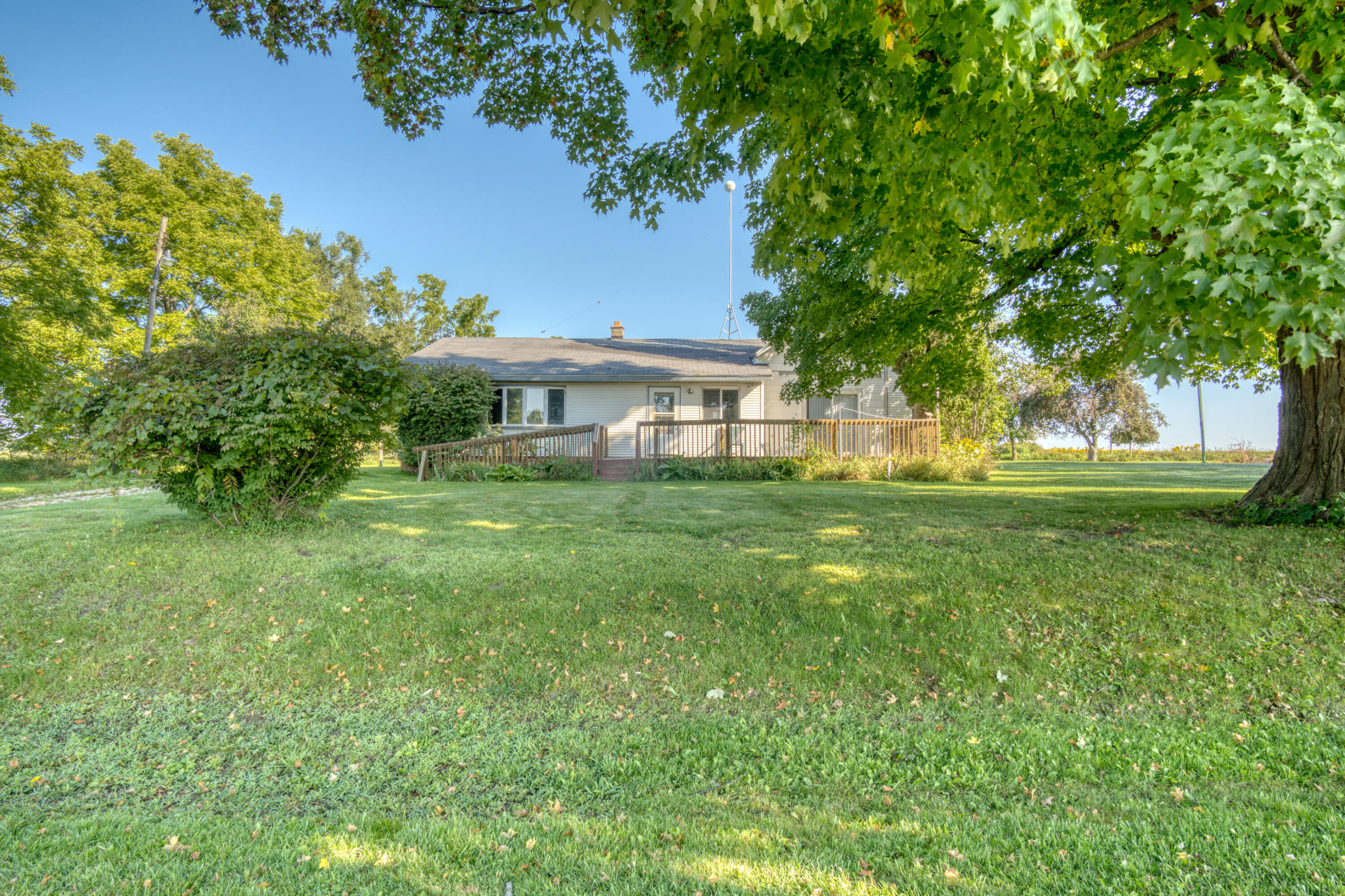 5798 West Briggs Road Stanton, MI 48888 - Photo 3 of 40 DSC07905_1