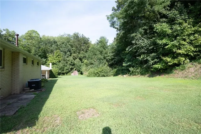 $240,000 | 244 Herbst Road, Coraopolis, PA 15108