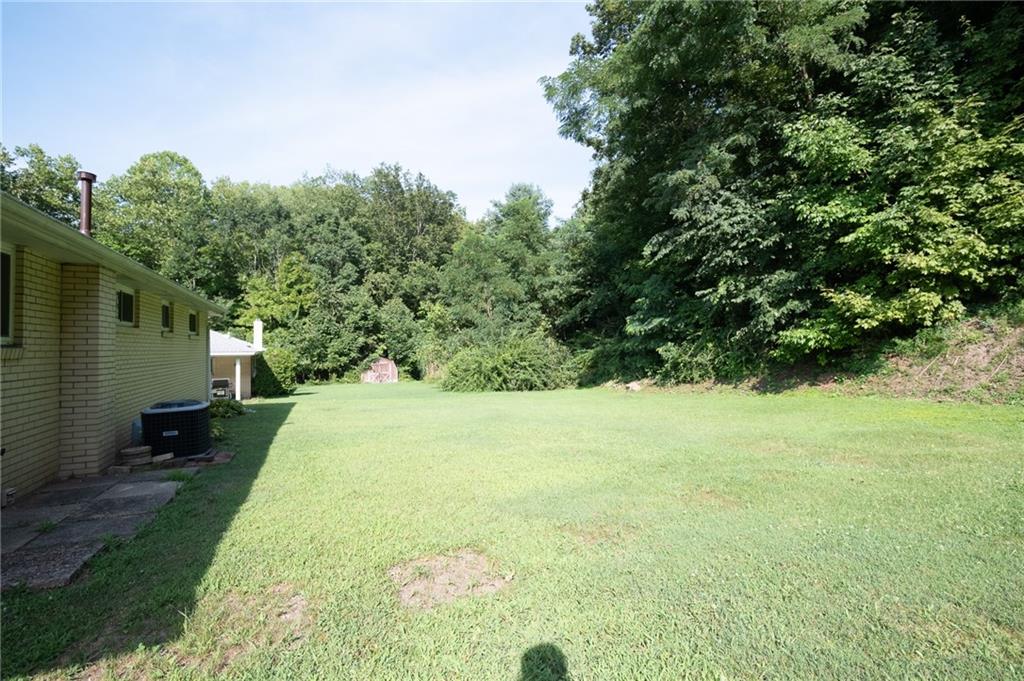 244 Herbst Road Coraopolis, PA 15108 - Photo 8 of 35 Rear yard.