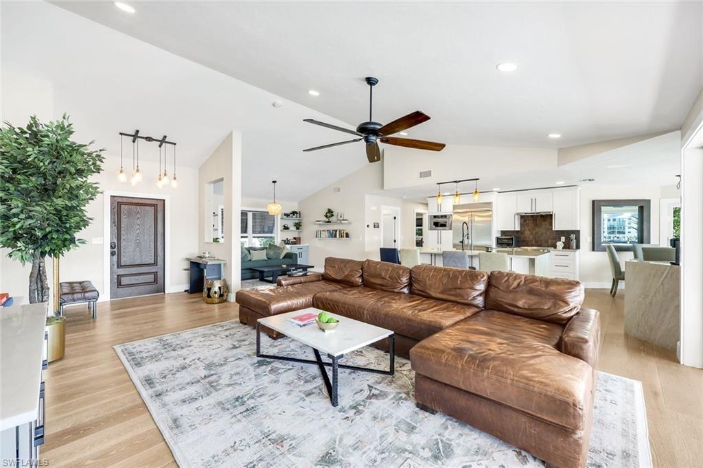 336 Oak Avenue Naples, FL 34108 - Photo 7 of 43