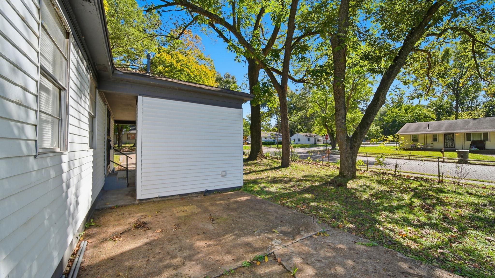 3531 Randolph Street Memphis, TN 38127 - Photo 8 of 32 a view of outdoor space and yard