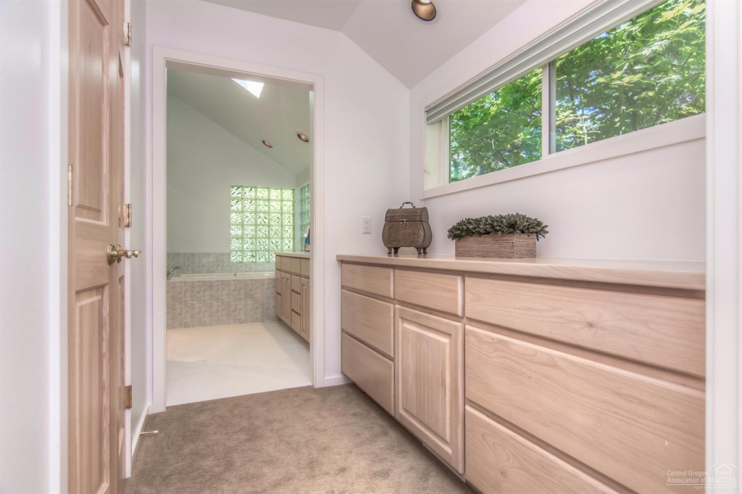 60670 Telluride Bend, OR 97702 - Photo 19 of 23 Additional Photo