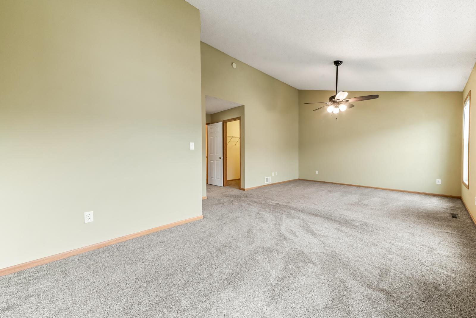 15726 Frisian Lane Apple Valley, MN 55124 - Photo 15 of 53