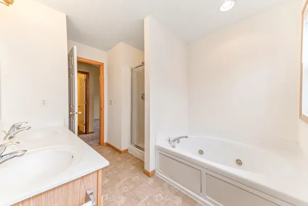 $3,500 | 15726 Frisian Lane, Apple Valley, MN 55124