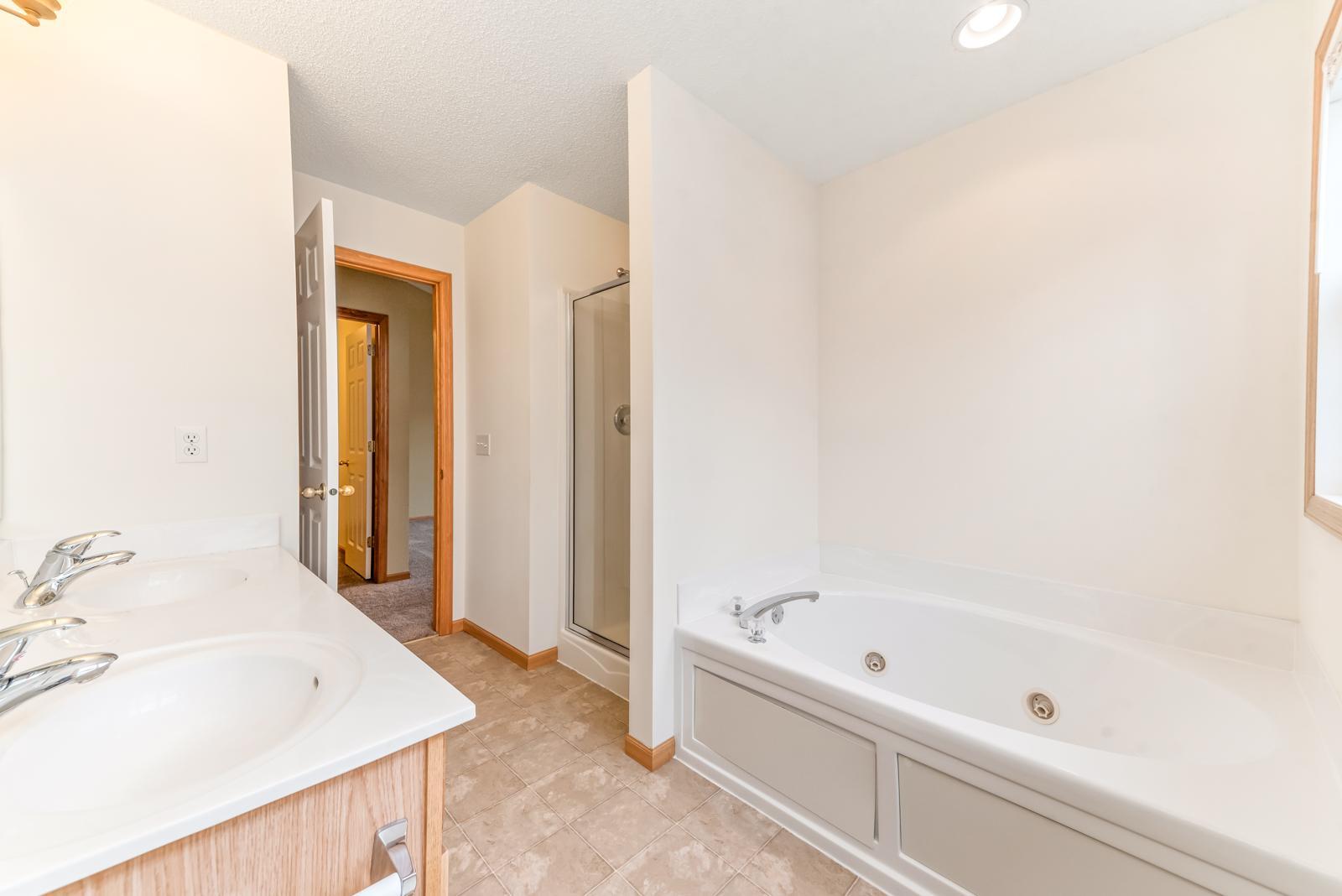 15726 Frisian Lane Apple Valley, MN 55124 - Photo 19 of 53