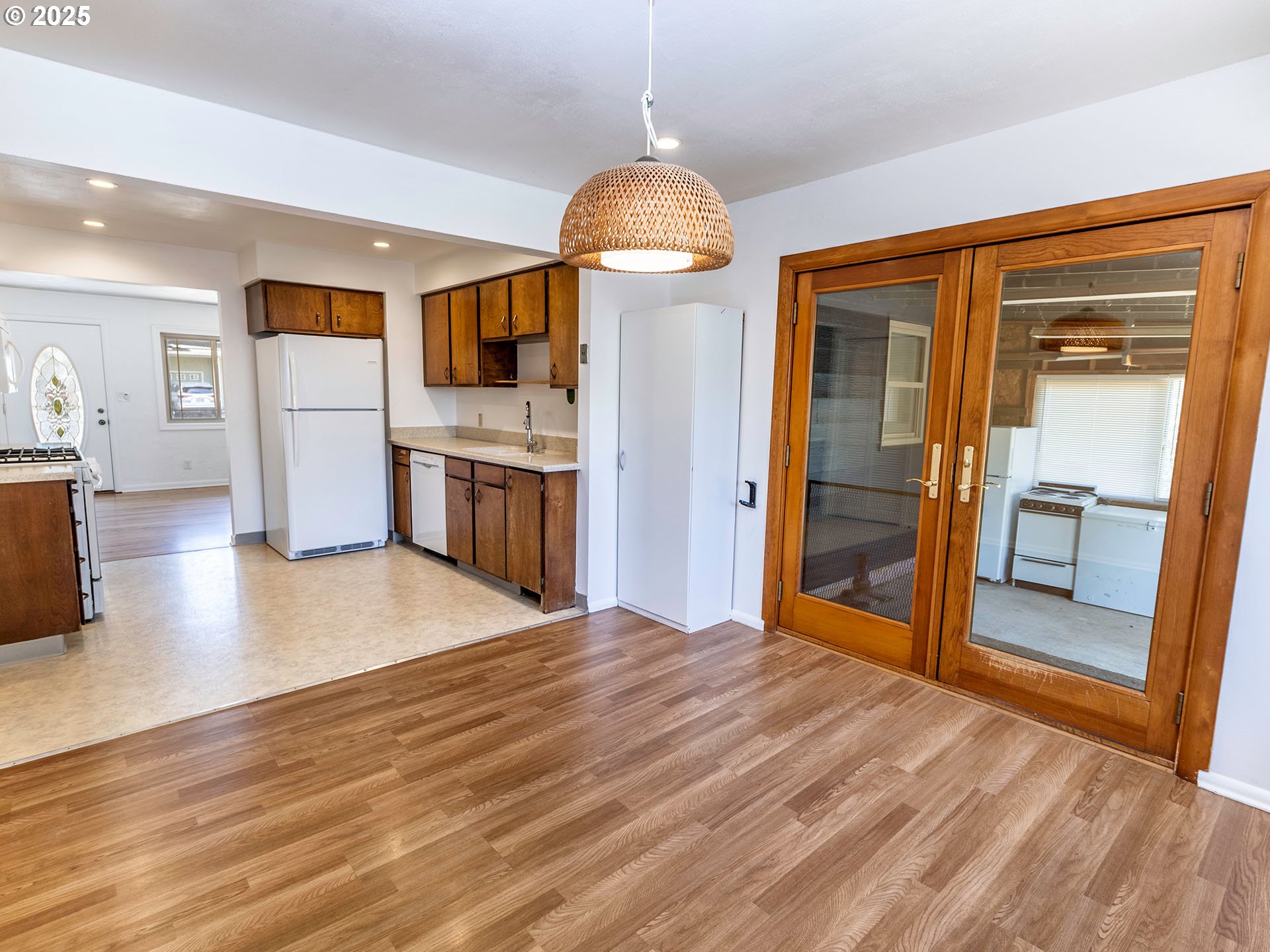 6005 Southeast Reedway Street Portland, OR 97206 - Photo 14 of 42 Gallery Image 14