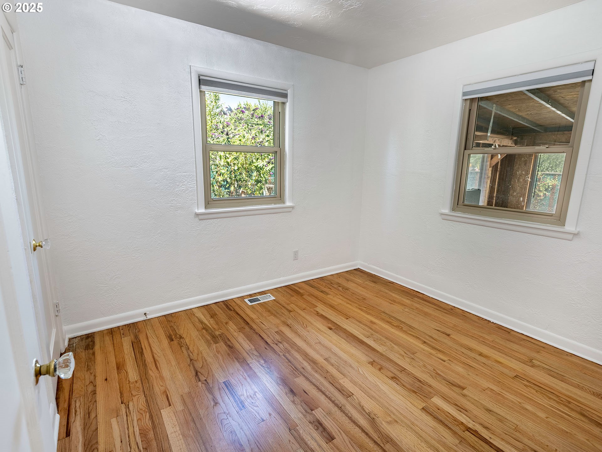 6005 Southeast Reedway Street Portland, OR 97206 - Photo 18 of 42 Gallery Image 18