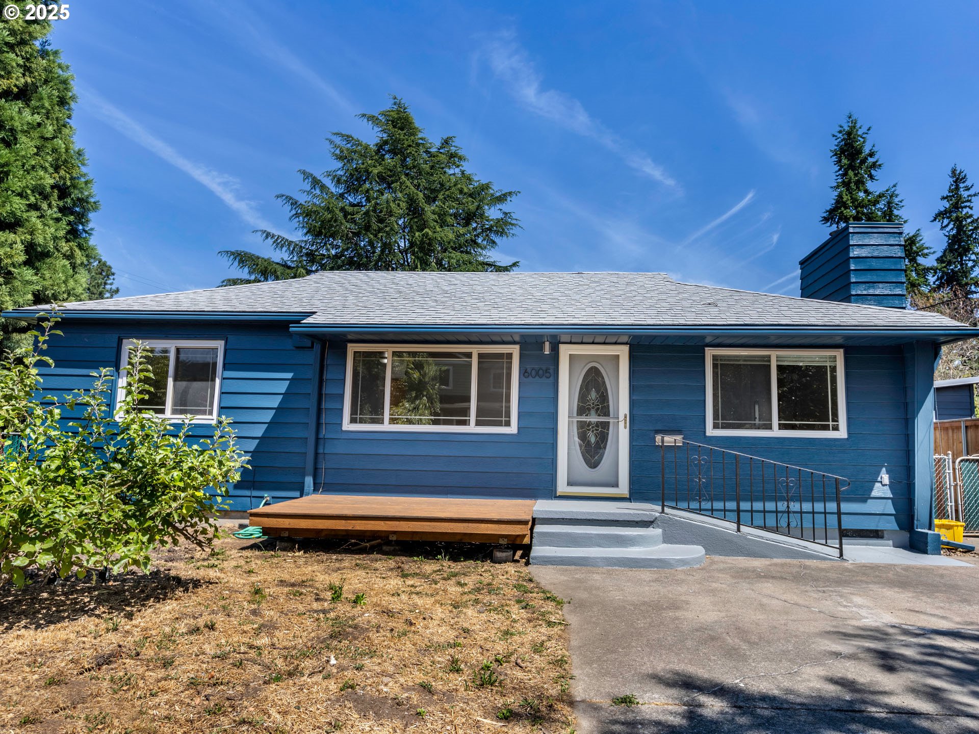 6005 Southeast Reedway Street Portland, OR 97206 - Photo 2 of 42 Gallery Image 2