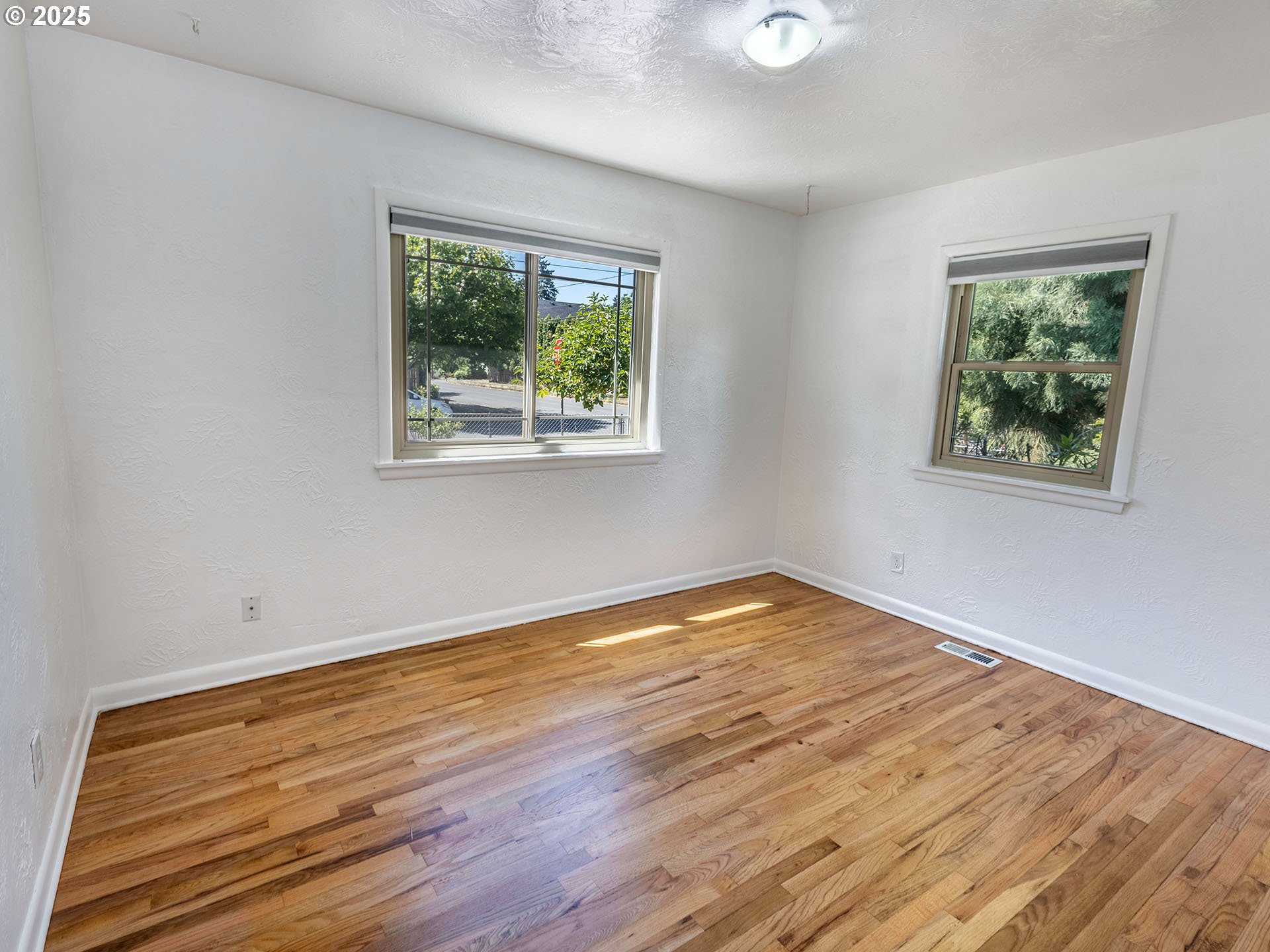 6005 Southeast Reedway Street Portland, OR 97206 - Photo 21 of 42 Gallery Image 21
